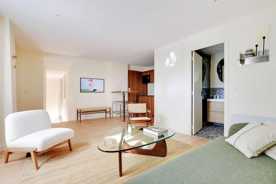 Appartement chic et tendance au cœur du Marais vibrant Apartment in Paris