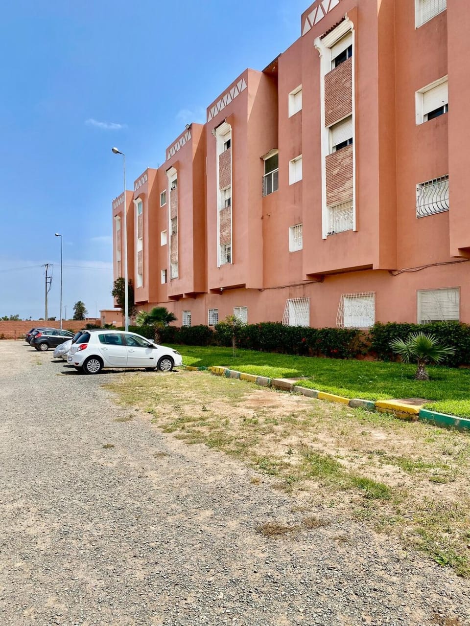 Neighbourhood, Street view, Location, Parking
