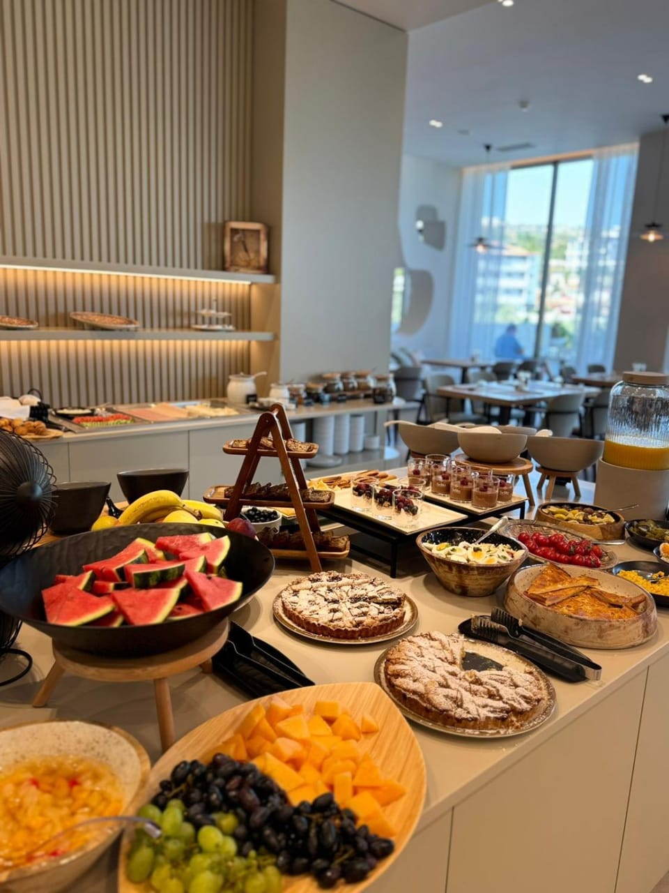 Breakfast, Buffet breakfast