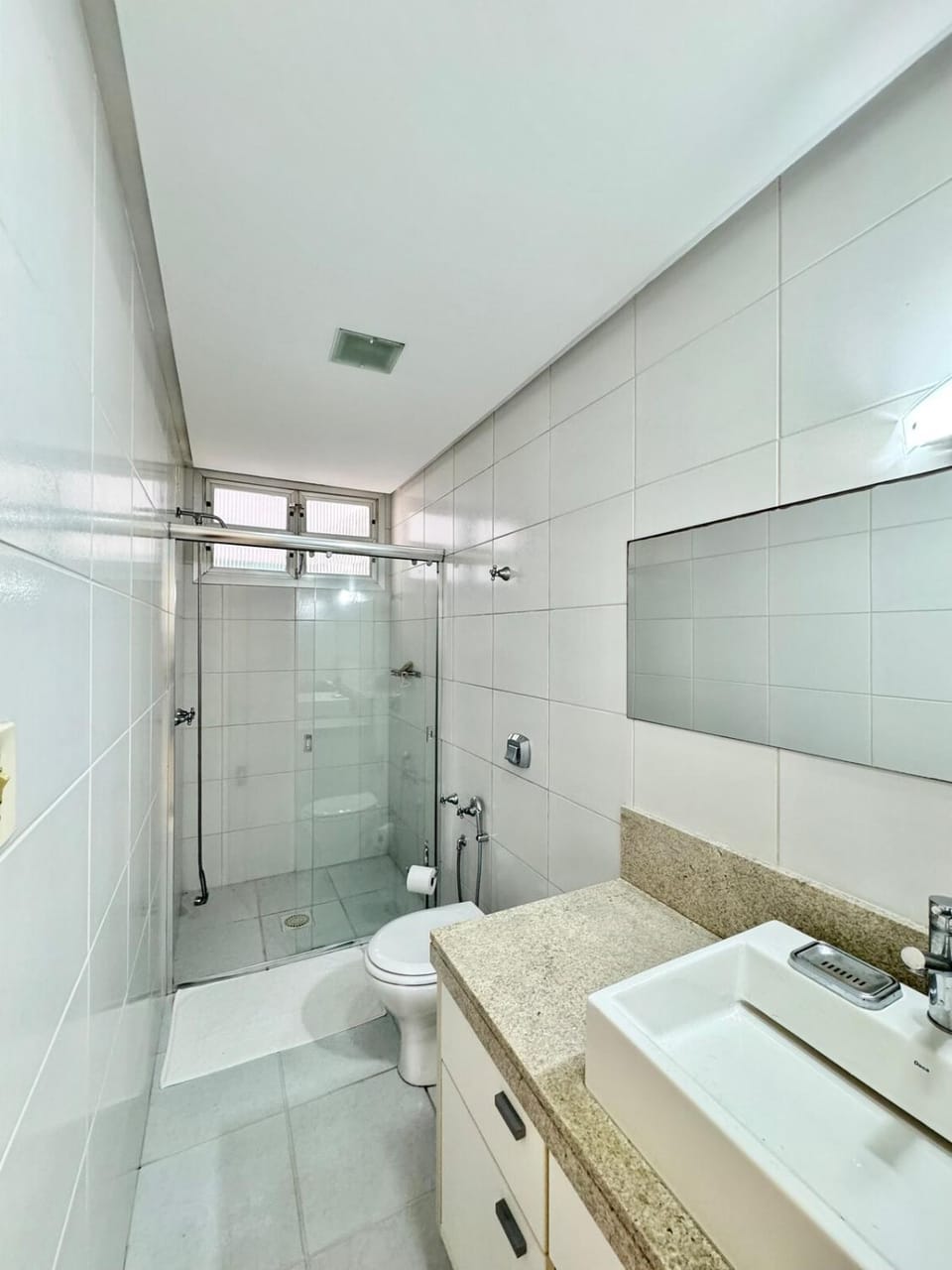 Apto amplo e moderno na Av Beira-Mar Norte Apartment in Florianopolis