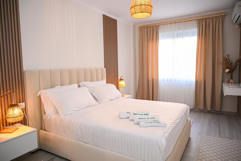 Bed, Photo of the whole room, Bedroom, towels, wardrobe