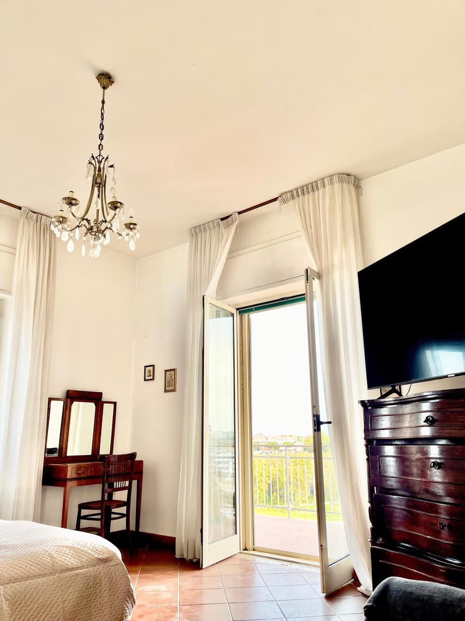 TV and multimedia, Evening entertainment, Bedroom
