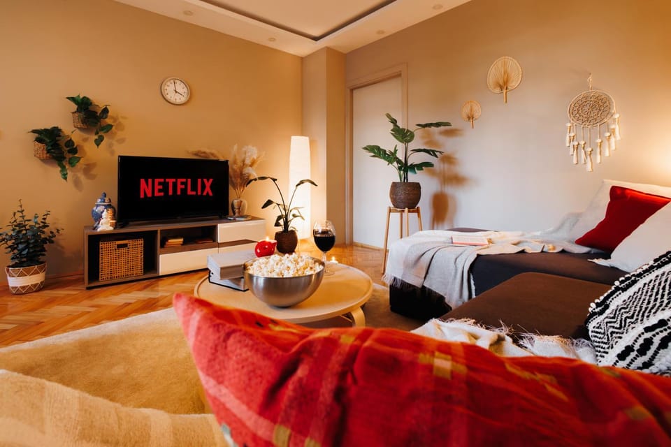 TV and multimedia, Living room, internet, air conditioner