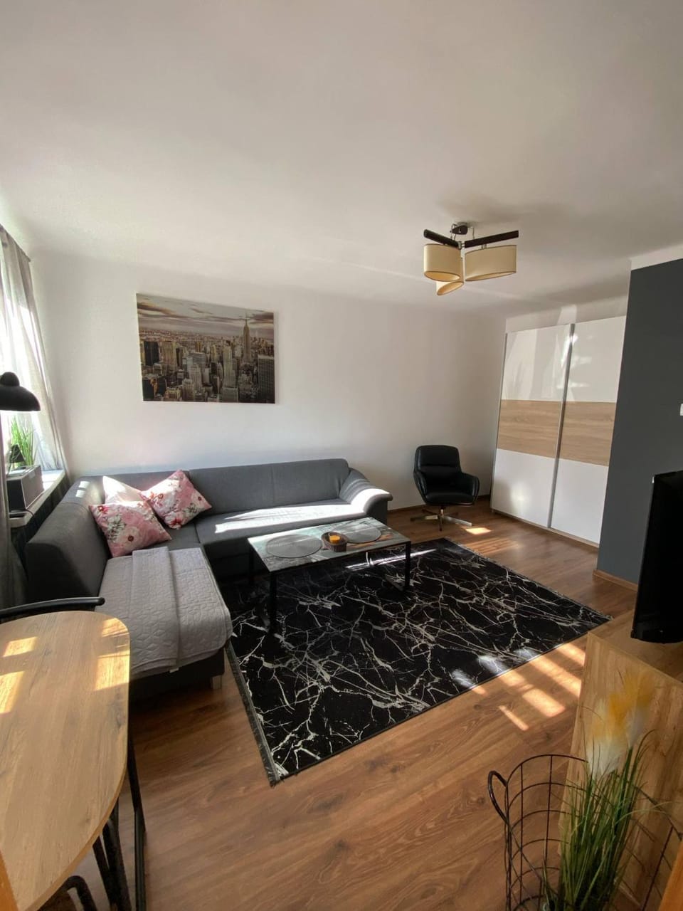 TV and multimedia, Living room, Bedroom
