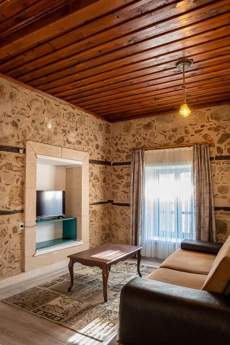 TV and multimedia, Seating area