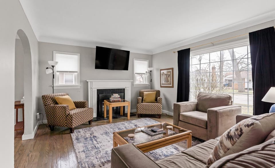 Retreat in Muskegon - short distance to Lake MI House in Muskegon