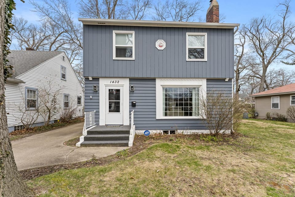 Retreat in Muskegon - short distance to Lake MI House in Muskegon