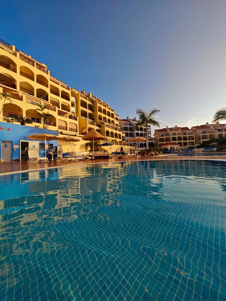 Pool view, Swimming pool