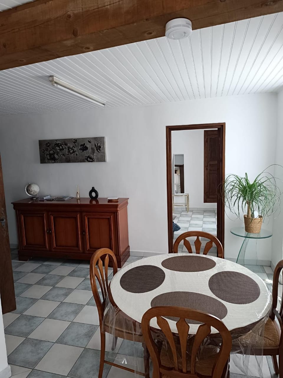 Appartement Aubignan Centre Parfait pour explorer la Provence Apartment in Carpentras