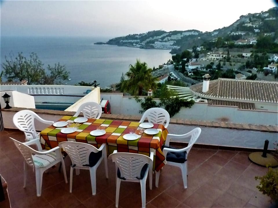 Villa Julia House in Costa Tropical