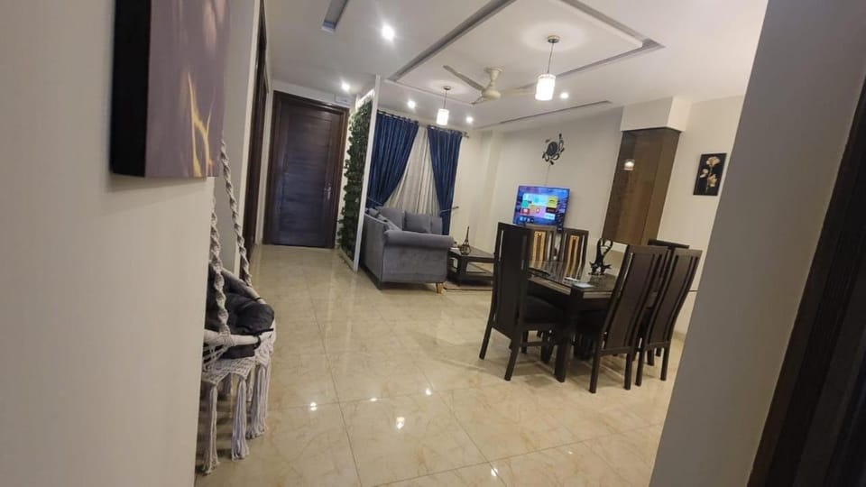 Smart Key Apartments Apartment in Lahore