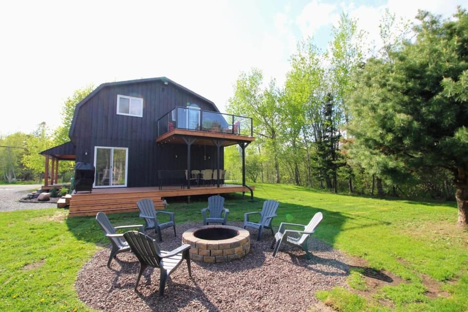 Property building, Patio, Day