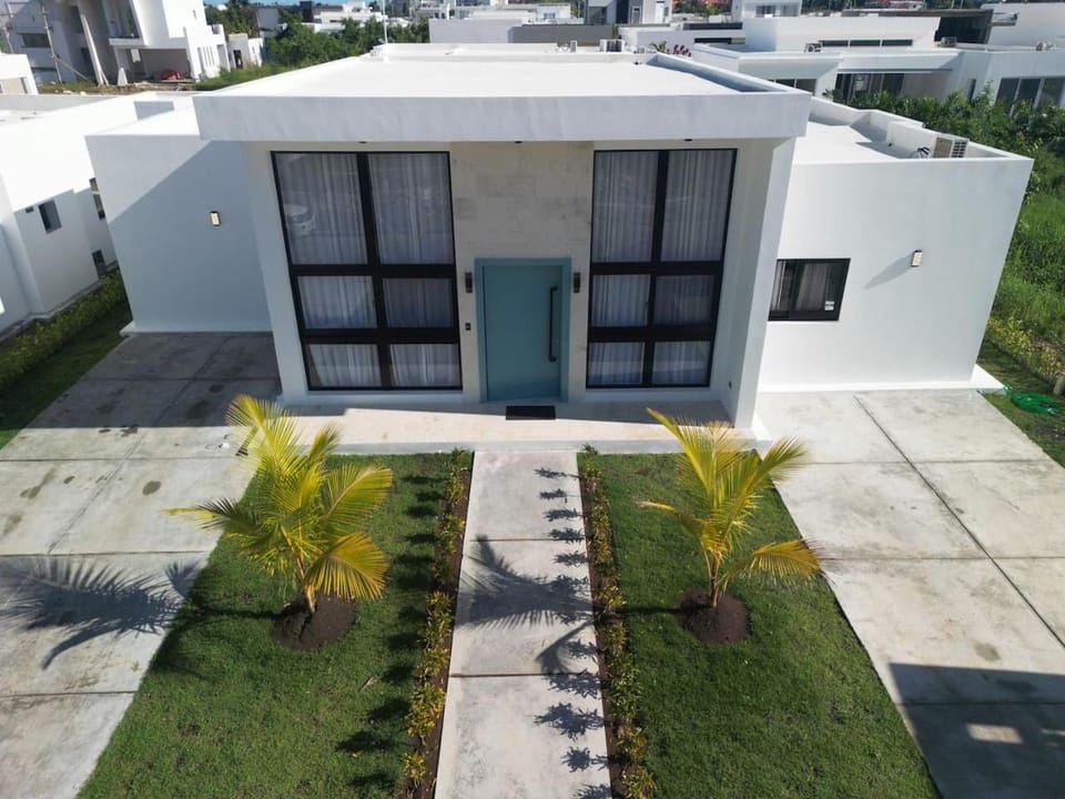 Modern 3 BR Villa with pool in upscale gated community Villa in Sosua