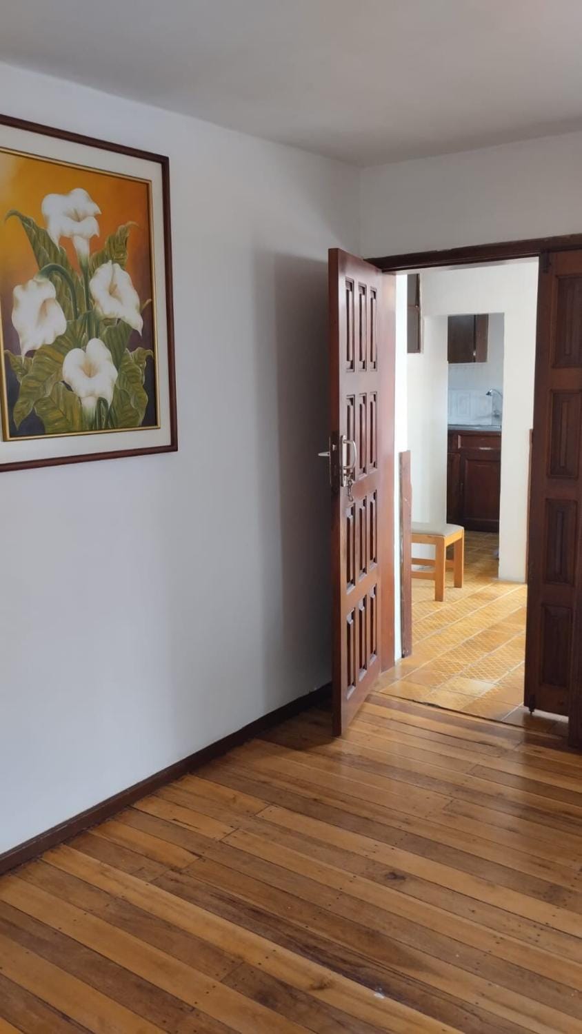 Large apartment in Quito's El Bosque sector Apartment in Quito