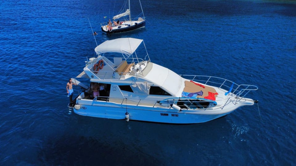 Very Docked boat in Punta Ala