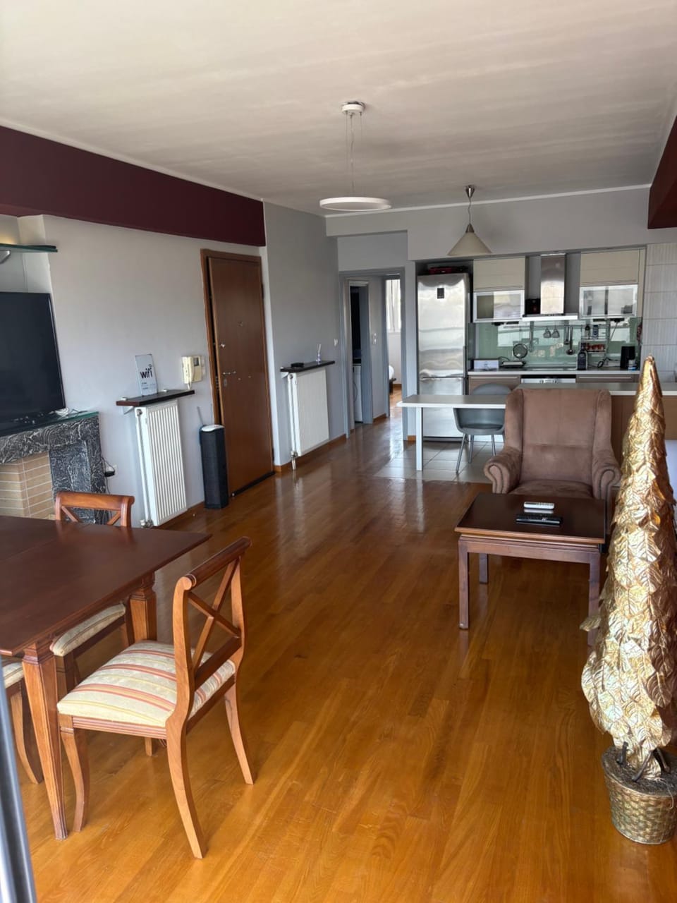 Sunlit Panorama Faliro Apartment in Kallithea