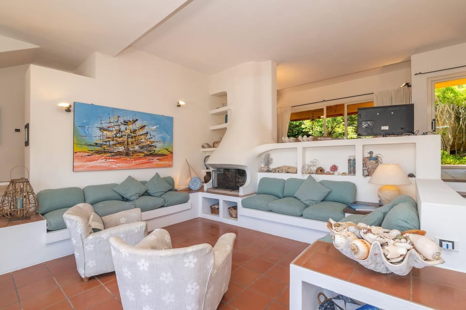 Property building, Living room