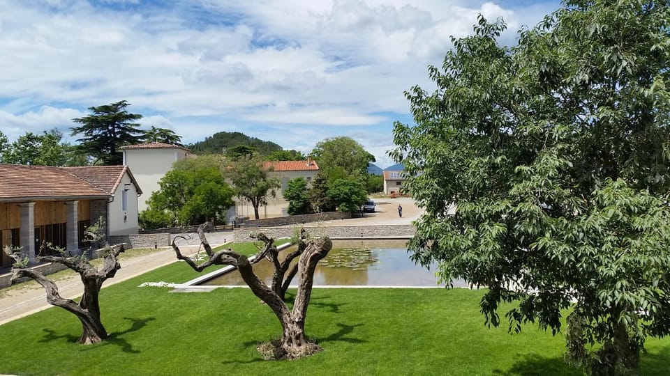 Hameau Domaine Ceyrac House in Occitanie