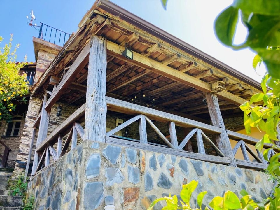 Casa do Ferreiro - Bocado Arganil House in Coimbra District, Portugal