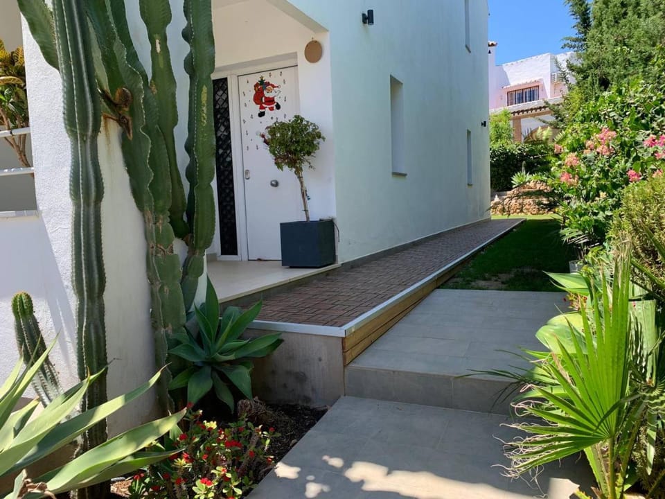 Facade/entrance, Lobby or reception