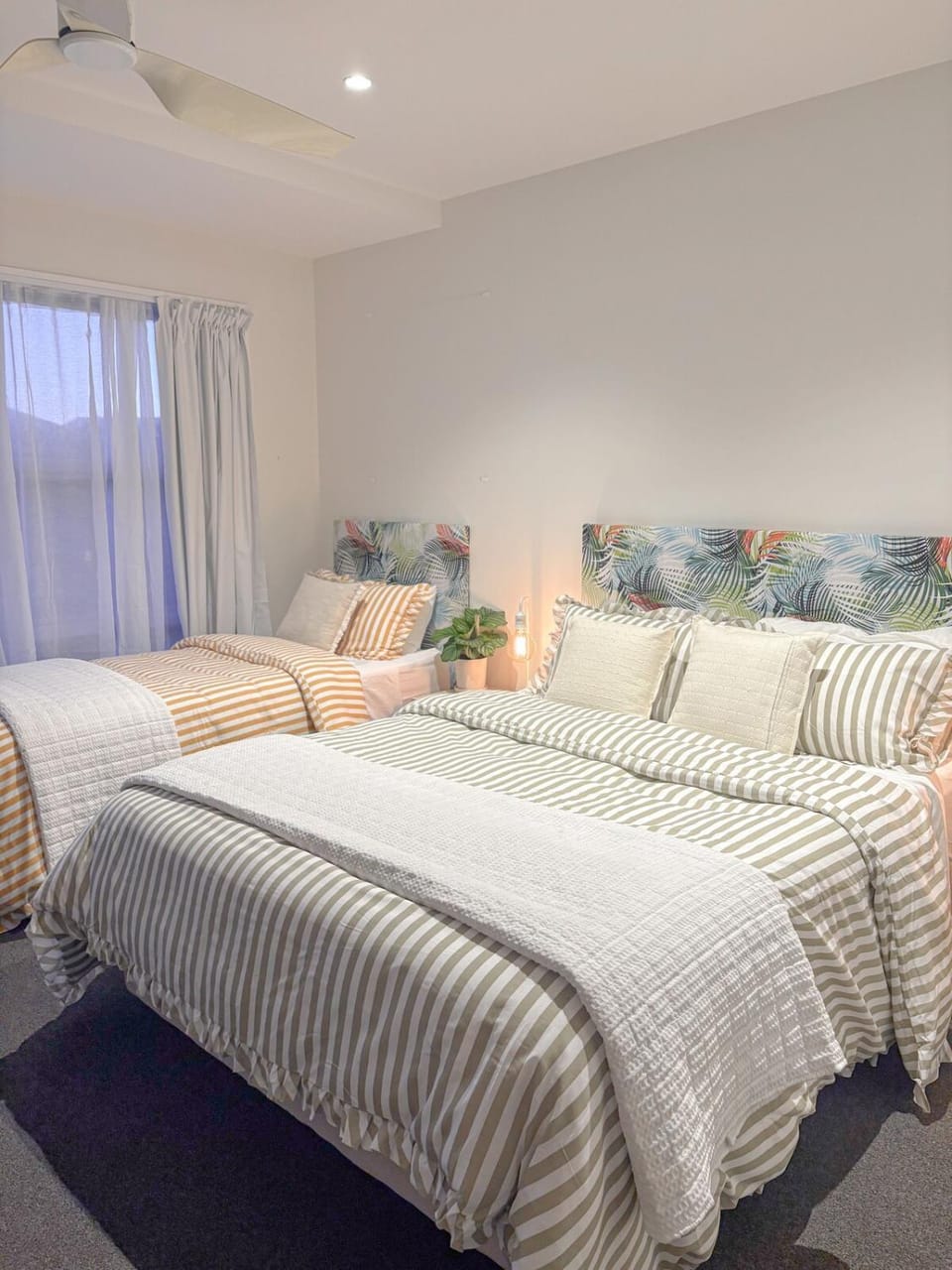 Tropicana Bijou - Studio & Spa Apartment in West Coast