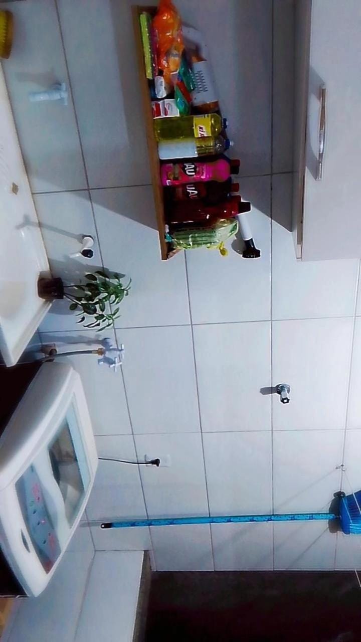 Apartamento de 2 Quartos em Águas Lindas Apartment in State of Goiás