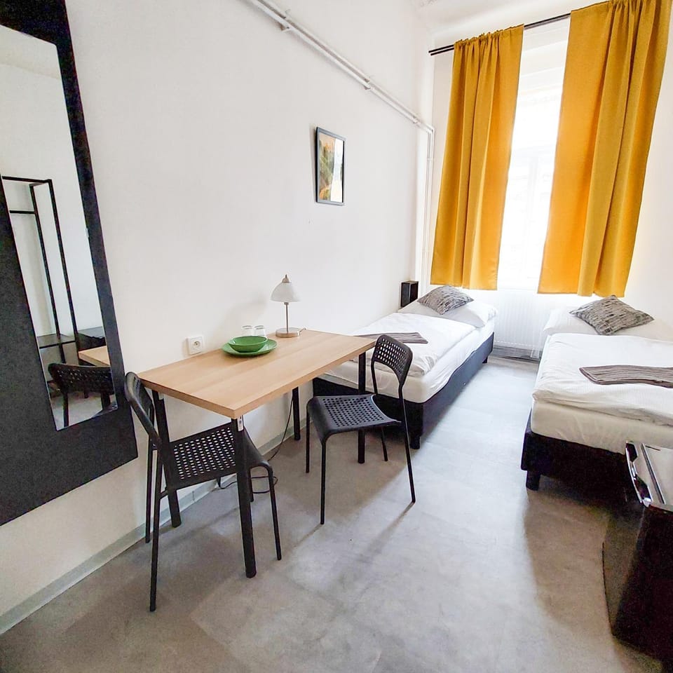 Bed, Photo of the whole room, Seating area, Bedroom, towels