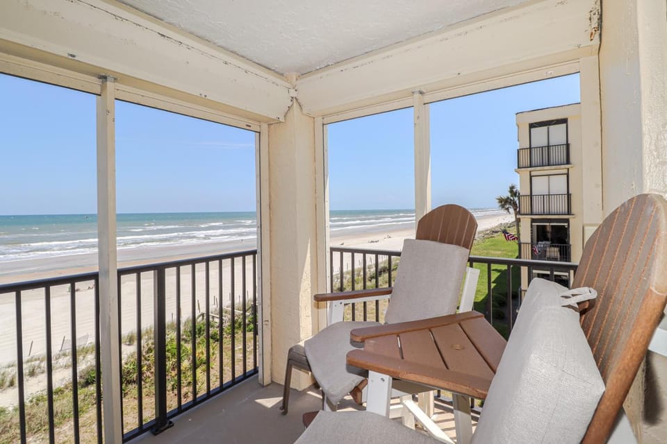 Sand Dollar 1-408 House in Crescent Beach