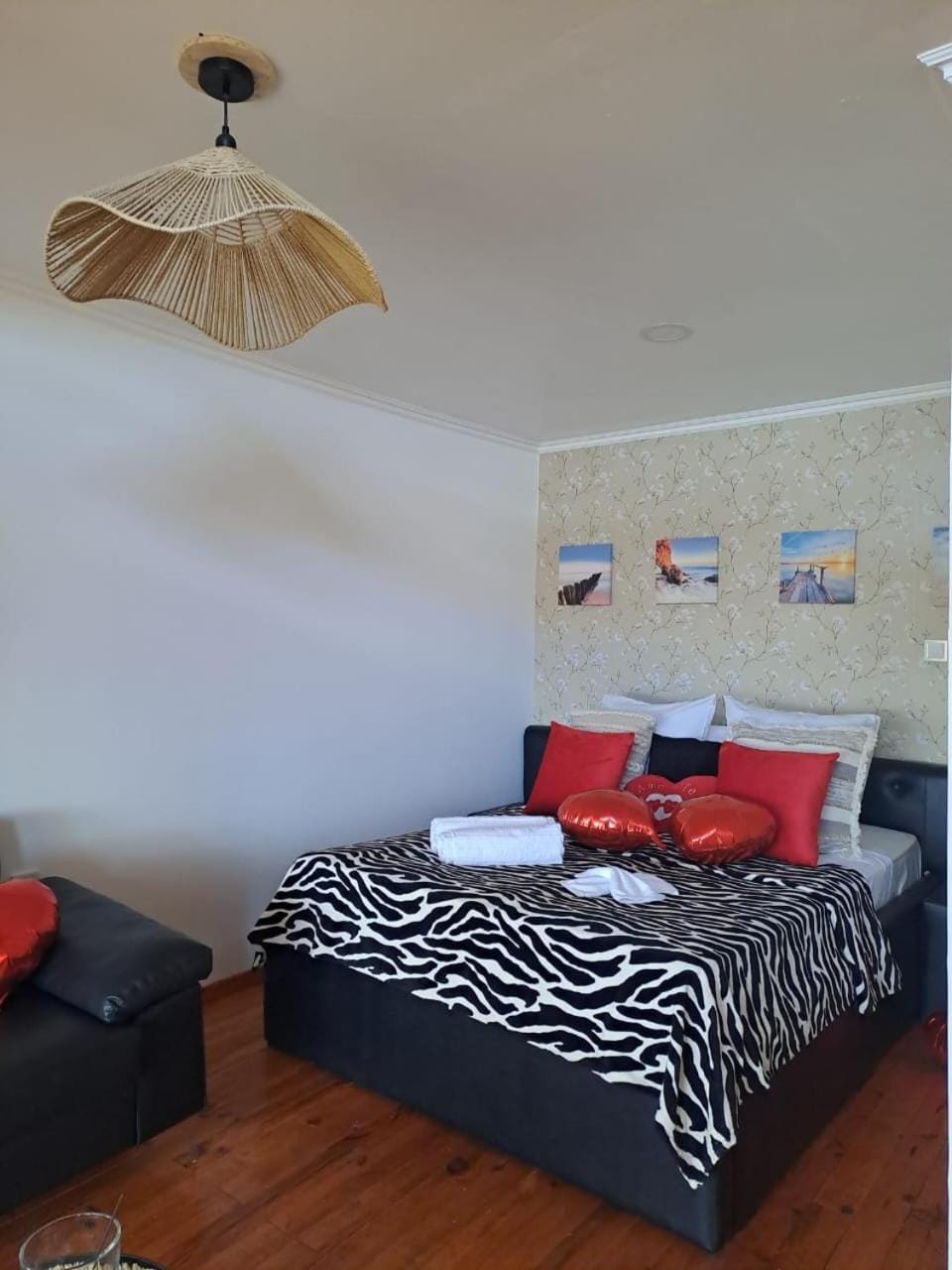Bed, Living room, Seating area, Bedroom