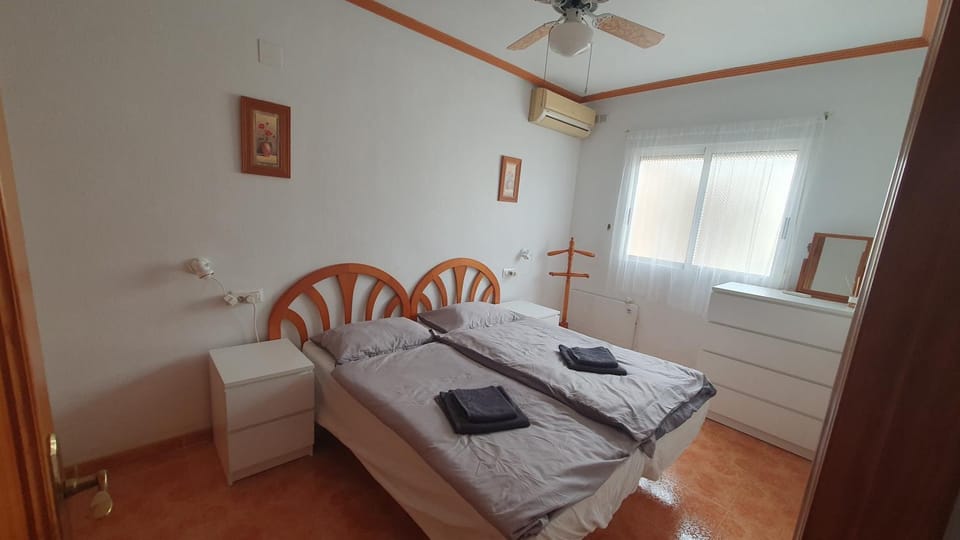 Apartment house Sungrila, 3 rooms, kitchen and terrace Apartment in Torrevieja
