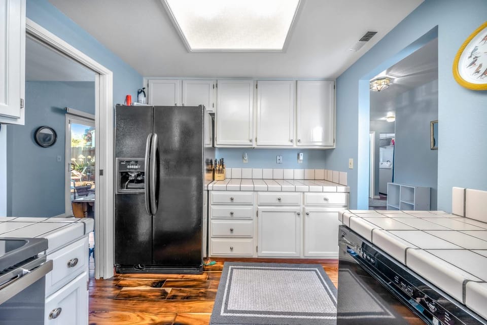 Succulents and Seashells - Coastal Paradise by Beach House in Marina