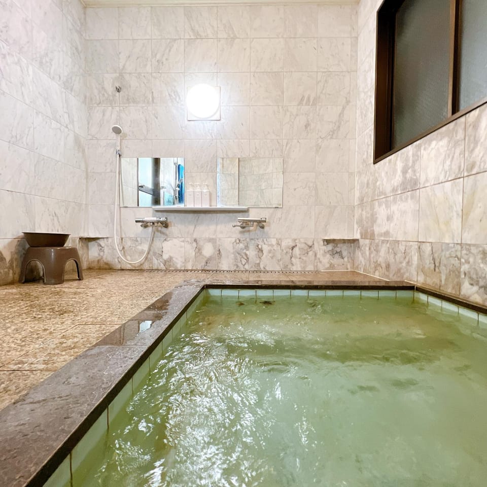 Public Bath, Bath