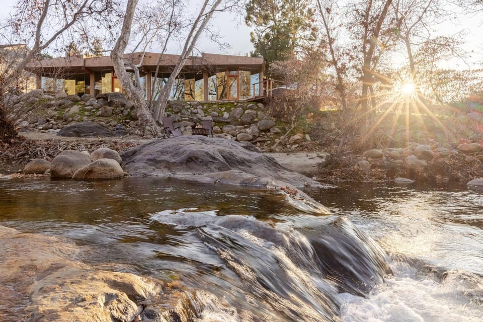Nearby landmark, Natural landscape, Activities, Garden, River view
