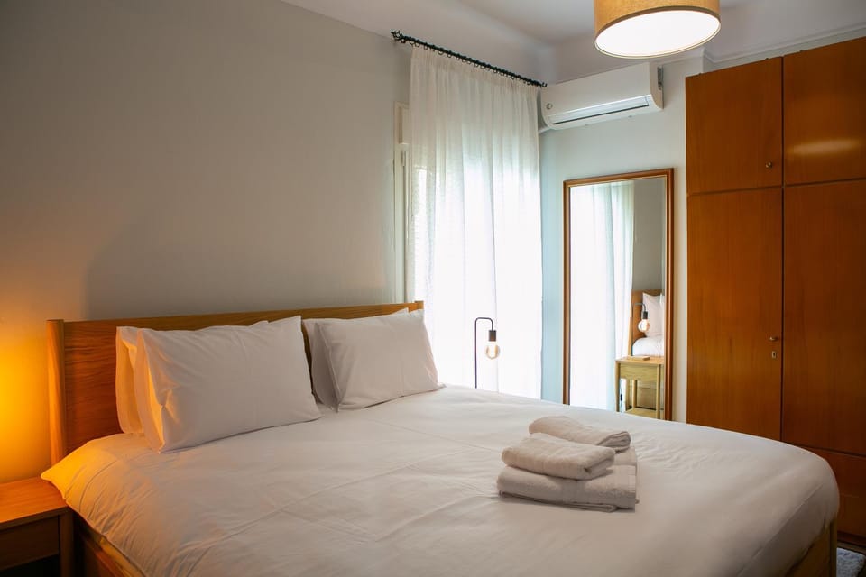 Bed, Photo of the whole room, Bedroom, towels, wardrobe, air conditioner