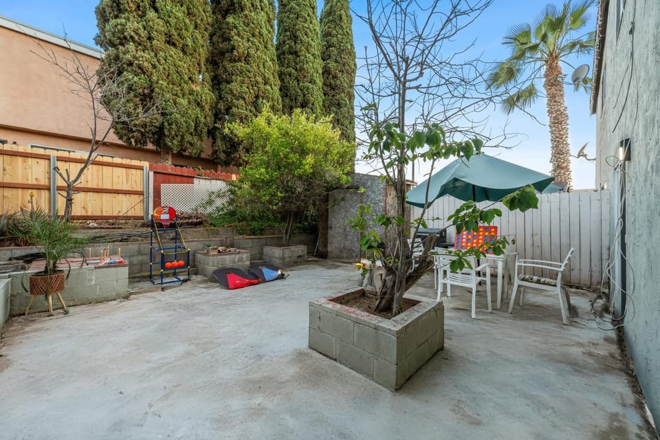Entire Private Home with 4 Bedrooms 2 Bathrooms, Garage & Gated Yard, Near San Diego Gaslamp, Beach, Available Now House in National City