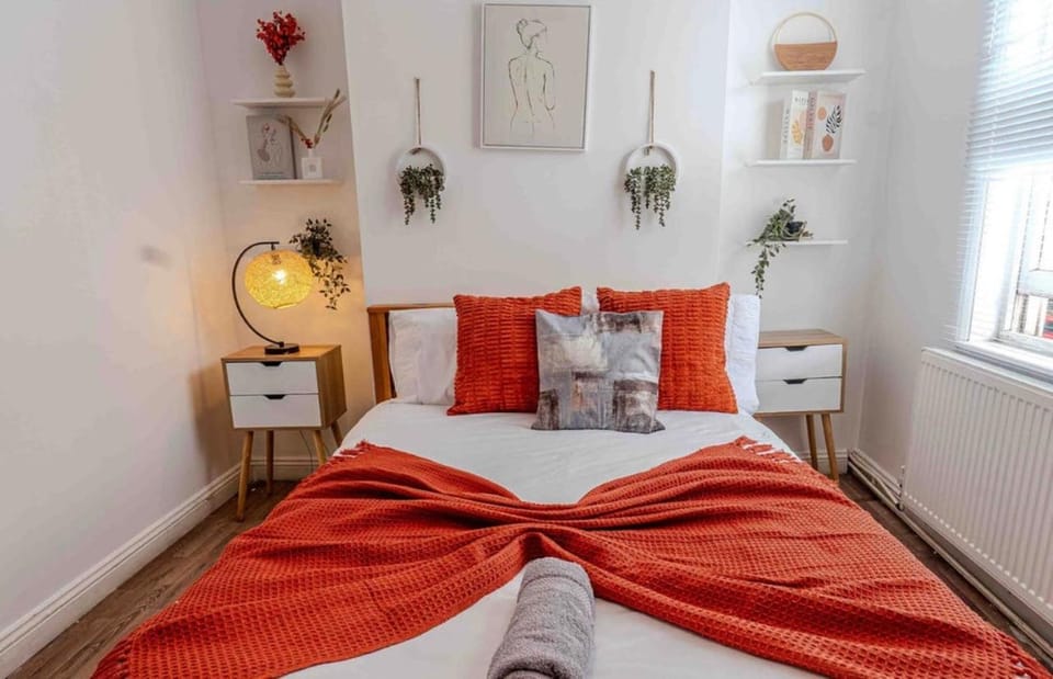 3 Bedroom Apartment - Central City Stay Apartment in Leicester