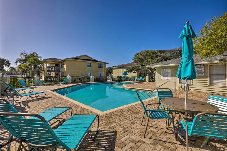 Walk to St Augustine Beach! Condo w/ Pool Access House in Saint Augustine Beach