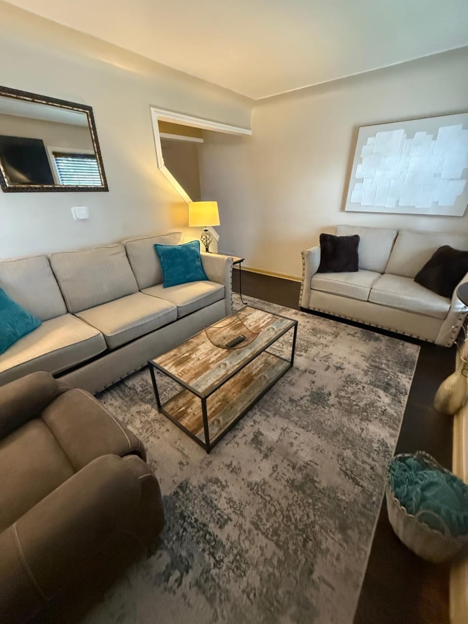Communal lounge/ TV room, TV and multimedia, Living room, Seating area, Evening entertainment
