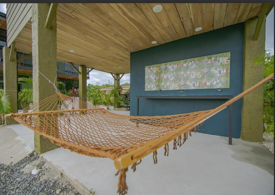 Paraiso Lima -Luxury King Suite with Private Jacuzzi Balcony-5 min to La Fortuna Villa in La Fortuna
