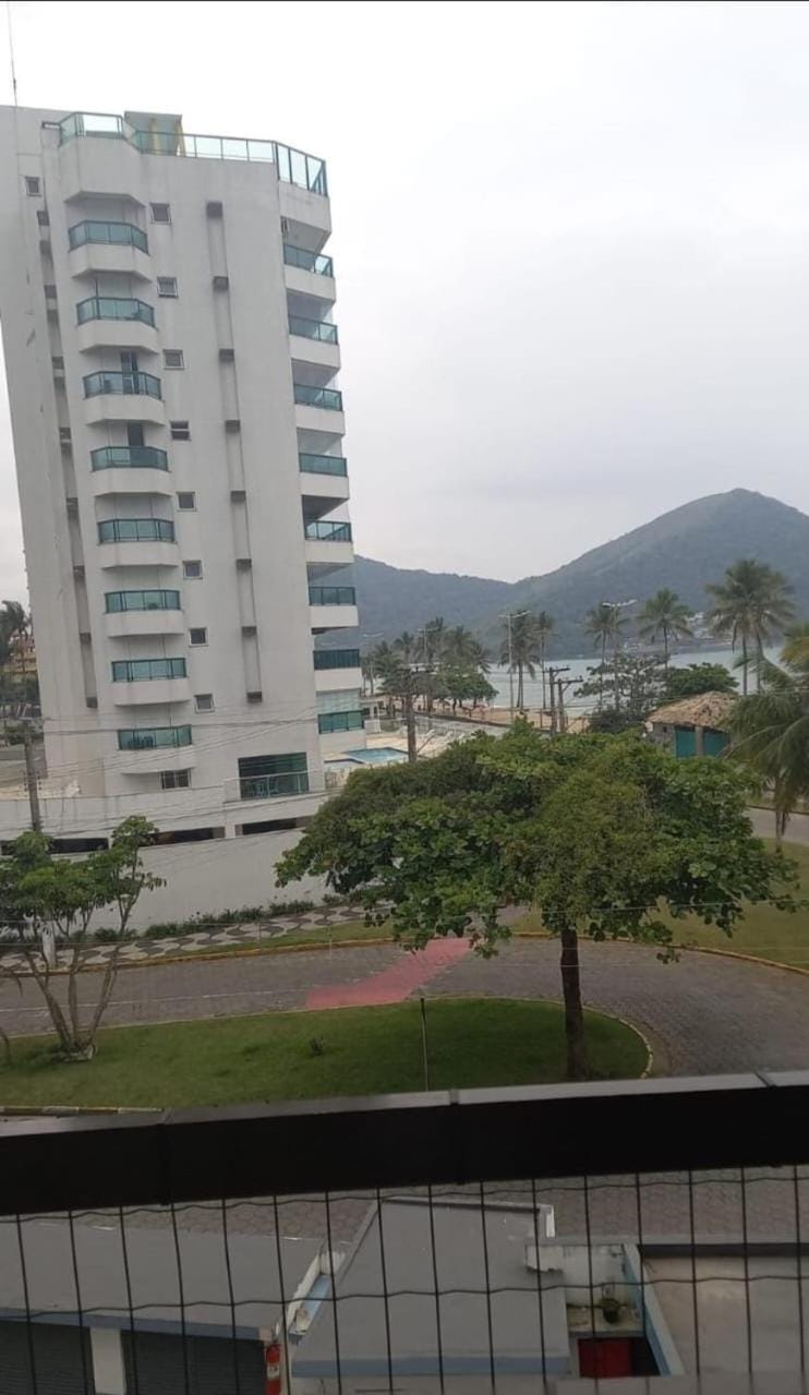 Pé na areia Apartment in Caraguatatuba
