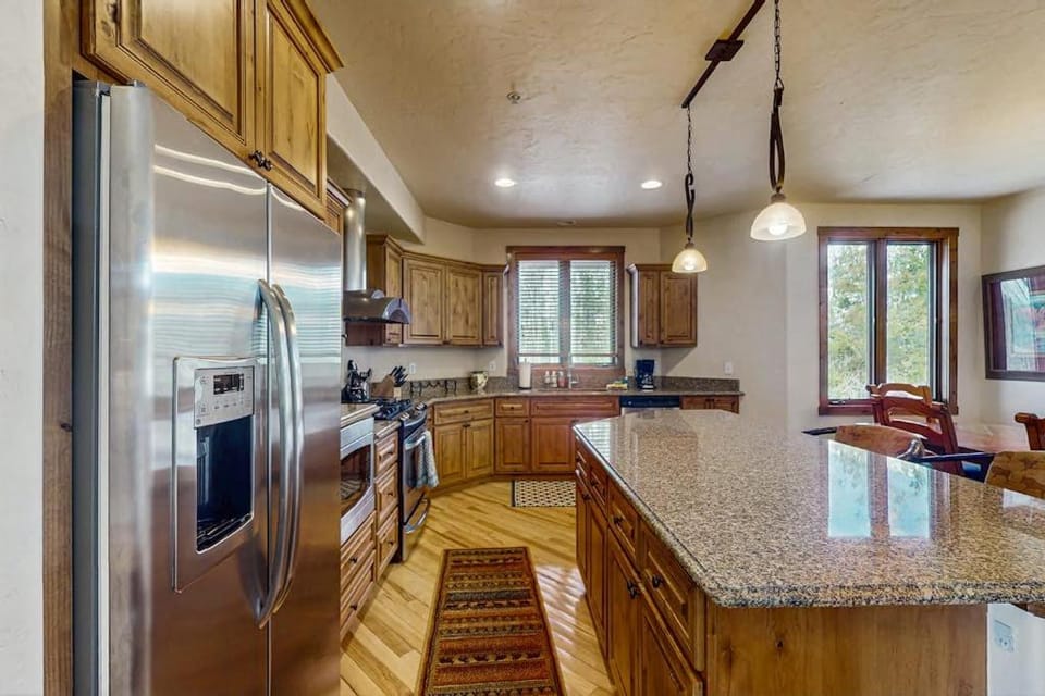 Trailside Tranquility House in Fraser