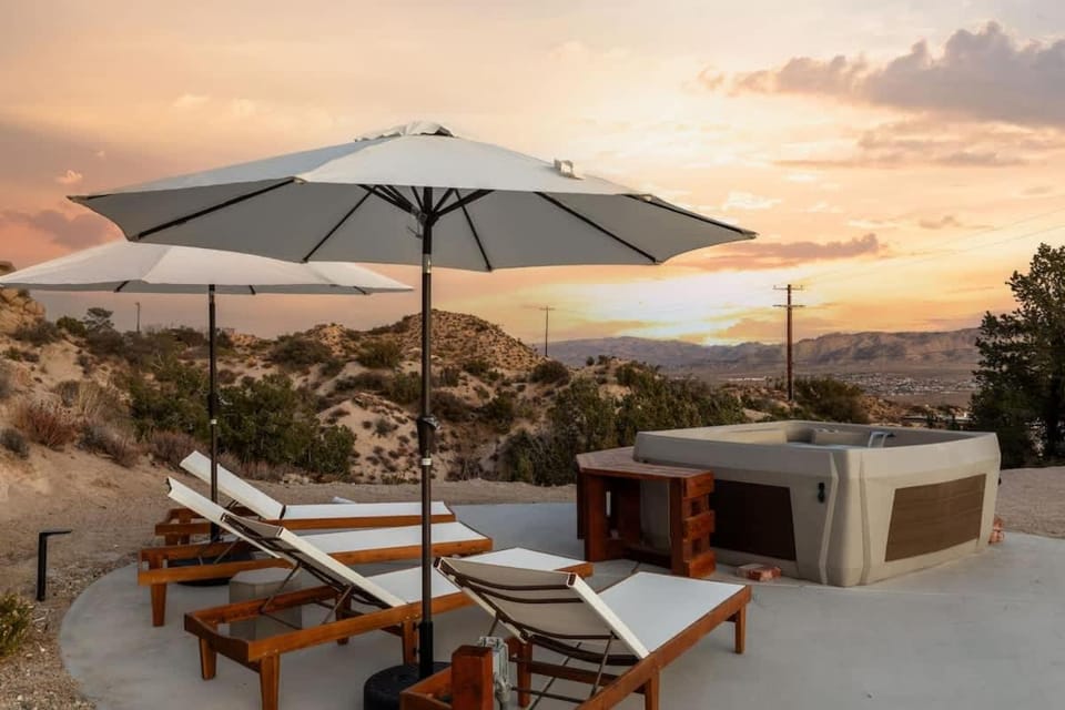 Bedrock Bungalow By The Cohost Company House in Yucca Valley
