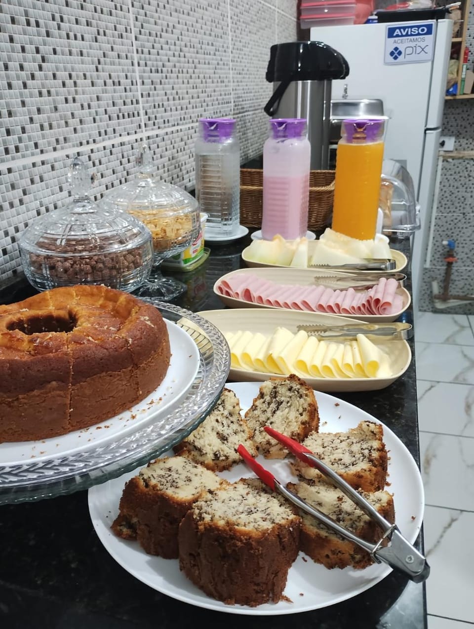 Food and drinks, Food, Breakfast, Continental breakfast, Buffet breakfast