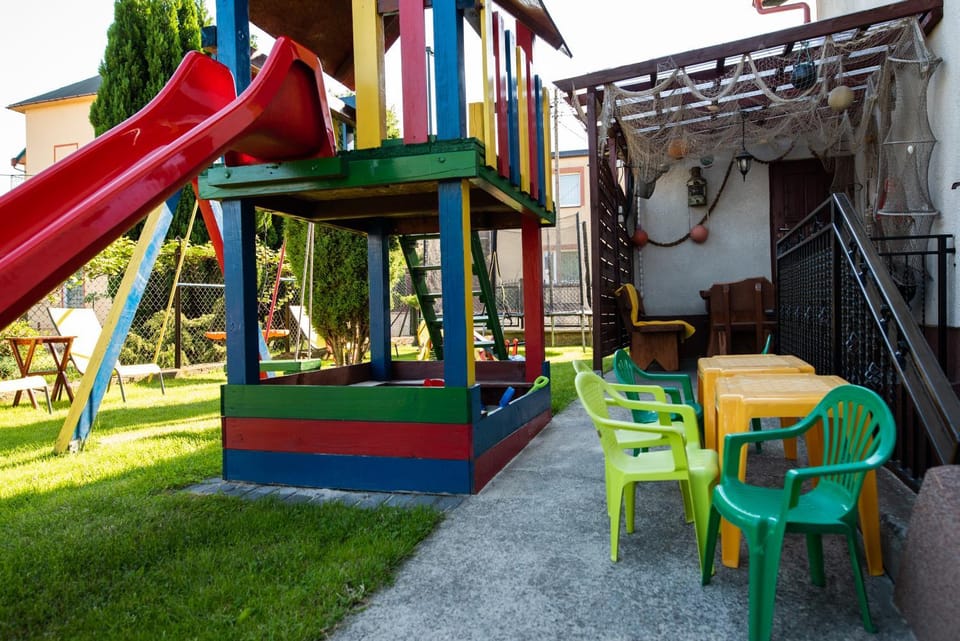 Day, Children play ground
