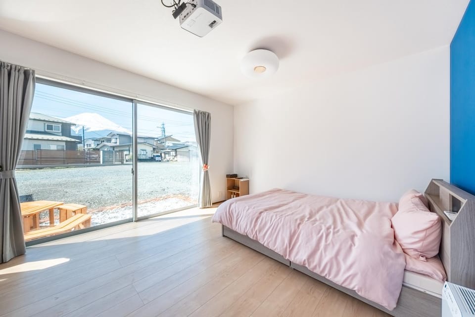 Private House Sora Villa in Shizuoka Prefecture