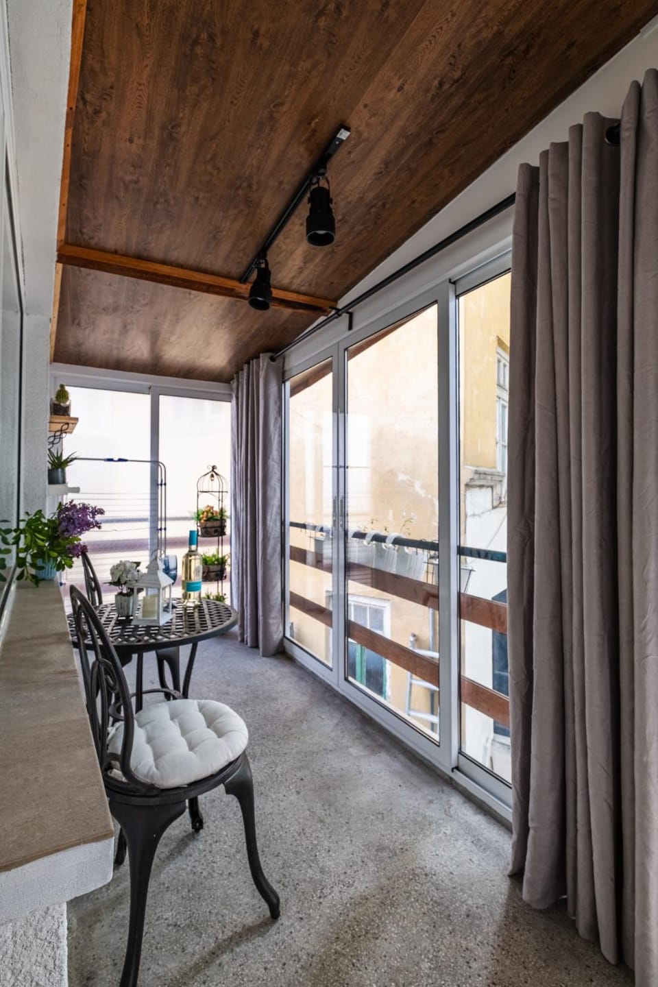 Patio, View (from property/room), Balcony/Terrace, Balcony/Terrace, Seating area, Dining area, furniture