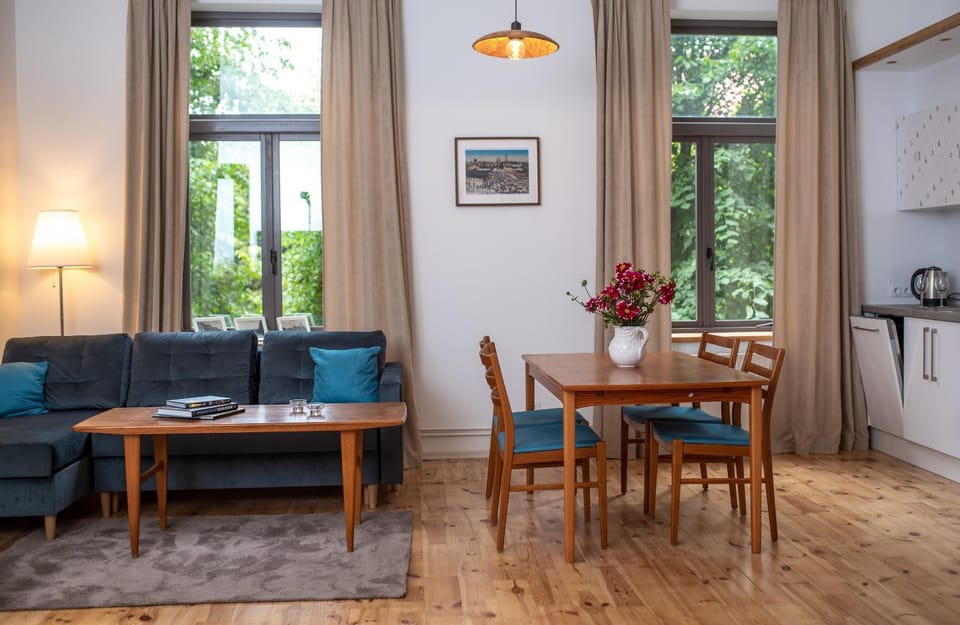 Living room, Seating area, Dining area