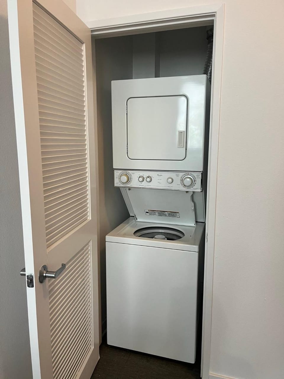 The NoHo Artist Nook Apartment in Burbank
