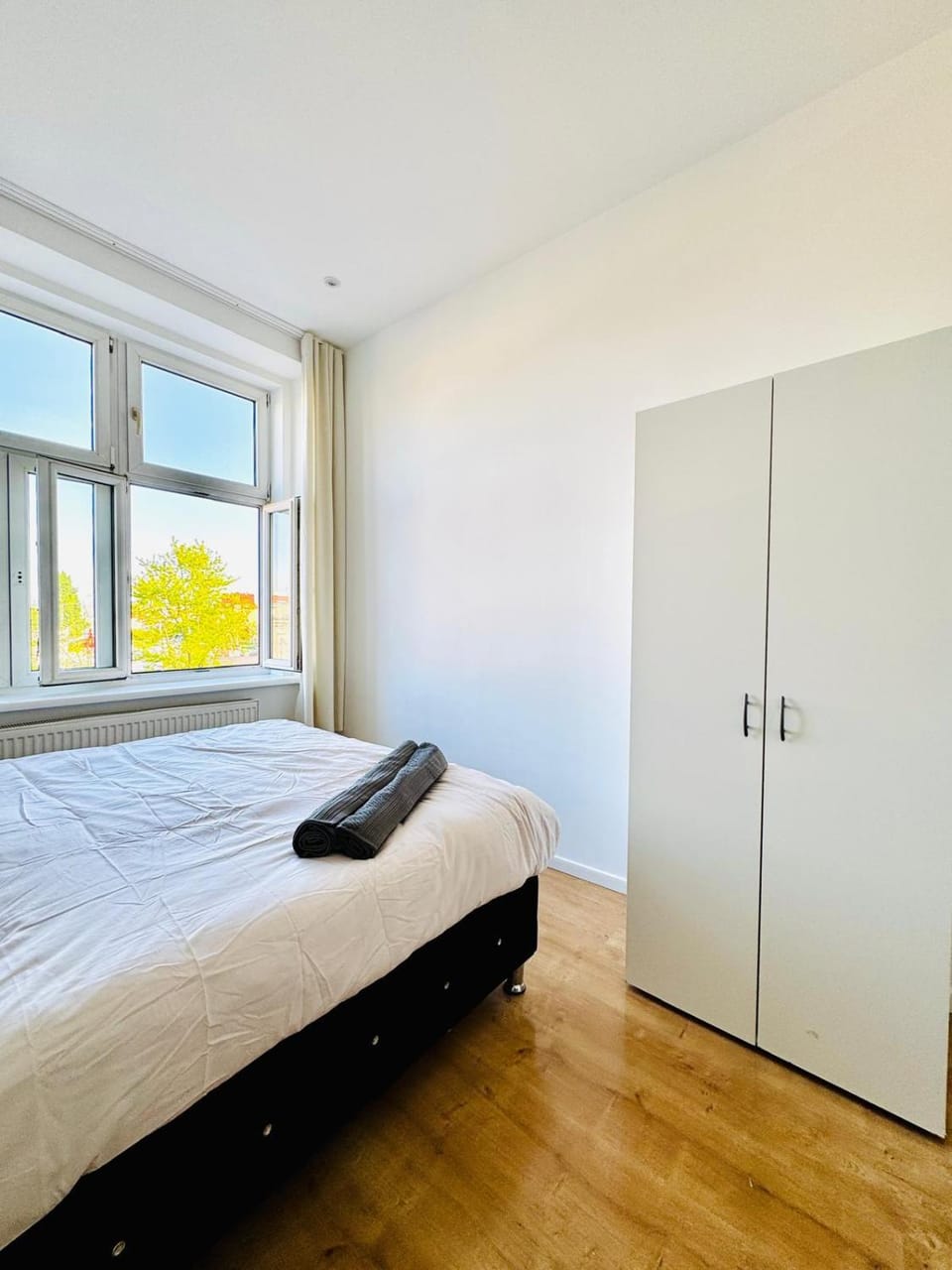 Bed, Bedroom, wardrobe