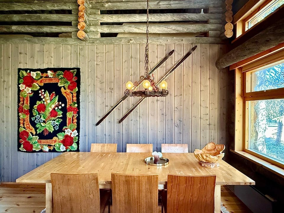 Decorative detail, Dining area